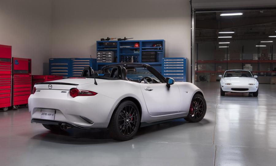  Mazda MX-5 Accessories Concept 2015 года  (фото 2 из 8)